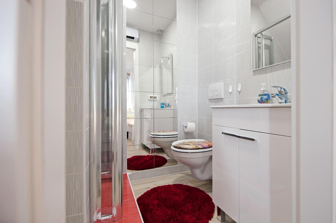 La Svalba Rooms & Studios Rovinj Exterior foto