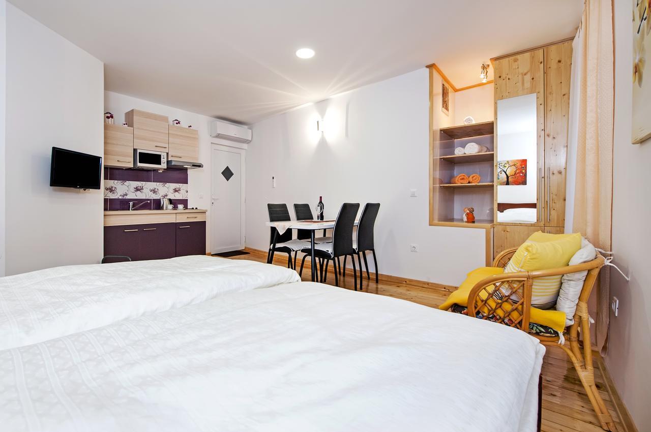 La Svalba Rooms & Studios Rovinj Exterior foto